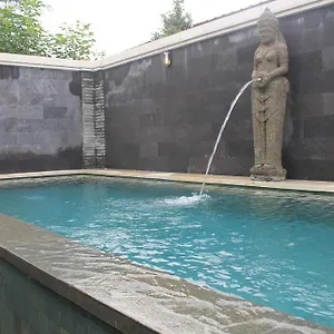 Dewi Antara Pensión Ubud