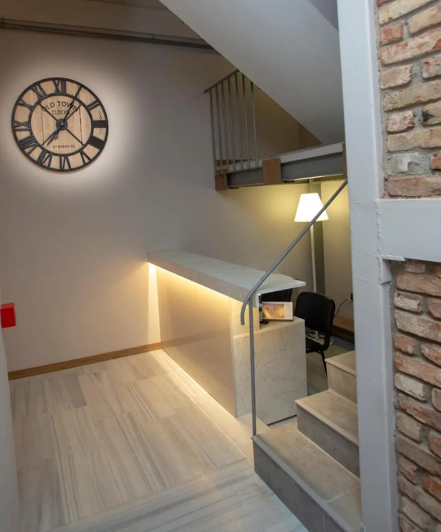 Jurnal Hotel Estambul