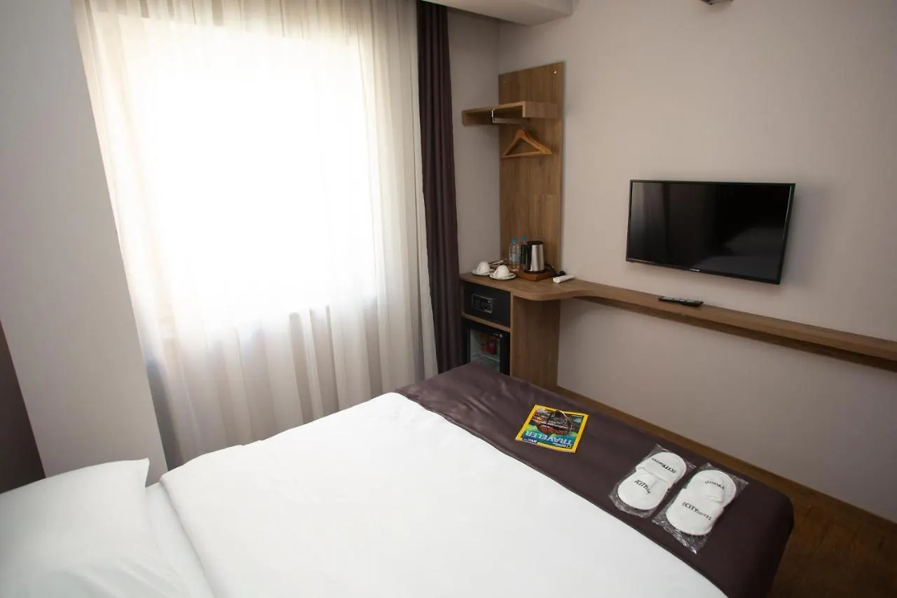 Jurnal Hotel Estambul