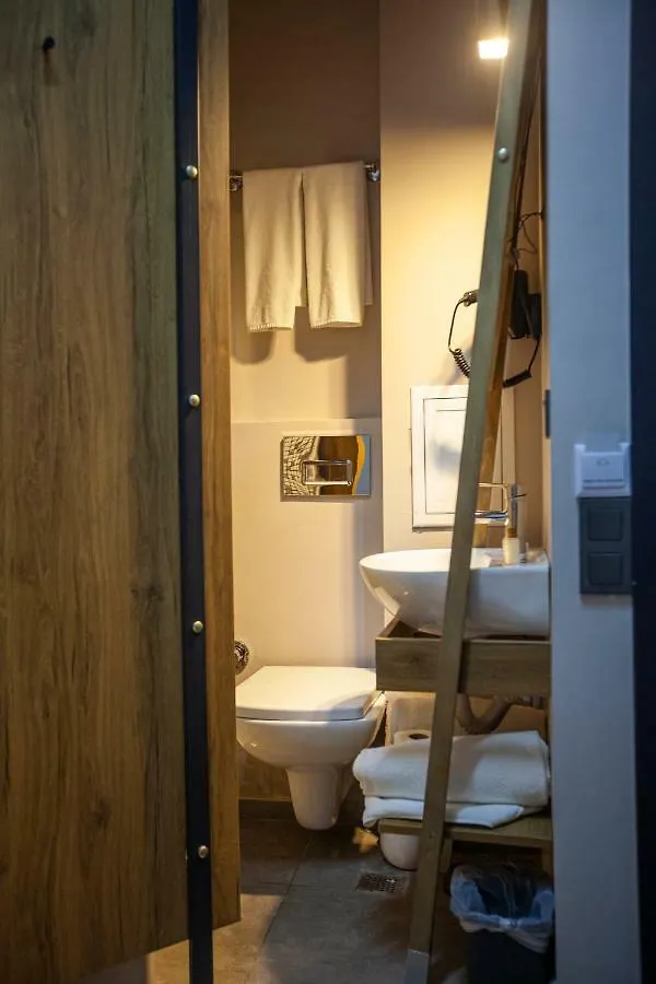 **  Jurnal Hotel Estambul Turquía